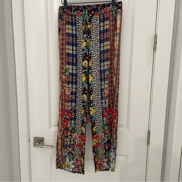 Johnny Was Silk Torin Pull On Wide Leg Pants.   15 - Picture 2 of 9